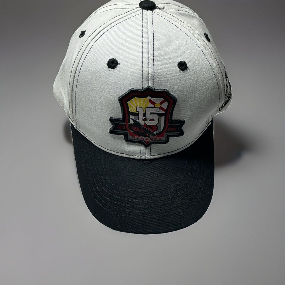 Indianapolis 500 Universal Global Caps Vintage Snapback Cap Hat